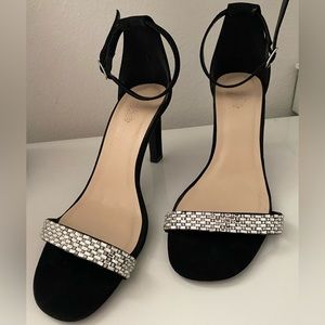 Size 10 Charlotte Russe Black/Blingy Heels.
